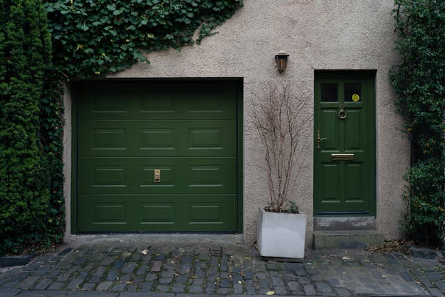 Wanneer is het tijd om je garagedeur te vervangen?